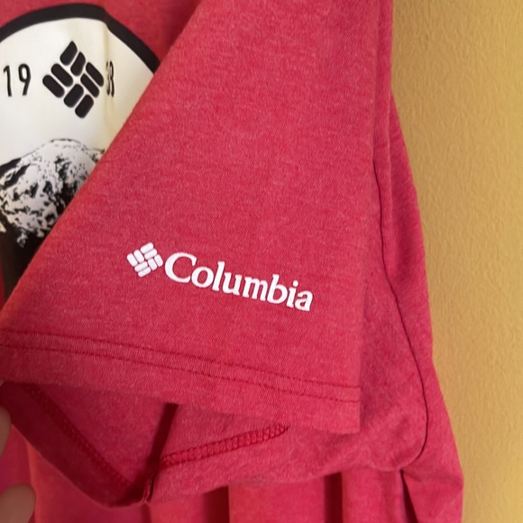 Columbia red Seattle T-shirt - Picture 5 of 5